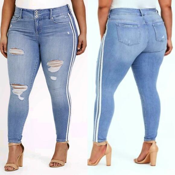 Torrid Skinny Jeans Distressed Jeggings Plus Sz 18 Side Stripes Light Wash - Picture 1 of 11